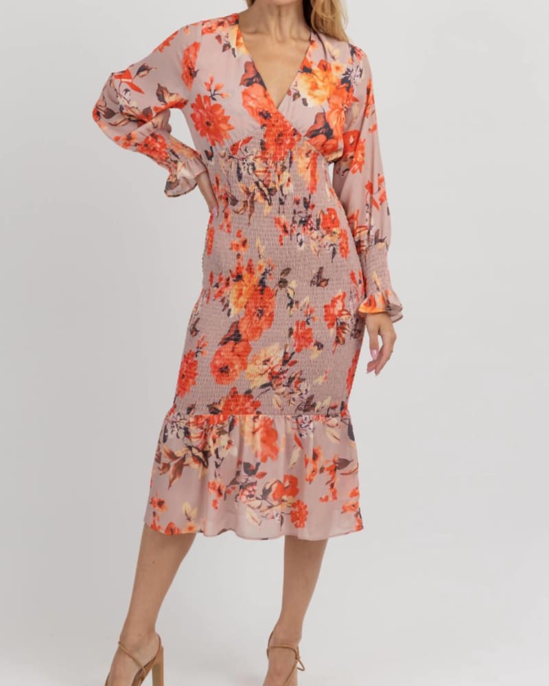 Front of a model wearing a size L Floral Puff Smock Maxi Dress In Coral in Coral by CEZELE. | dia_product_style_image_id:342353